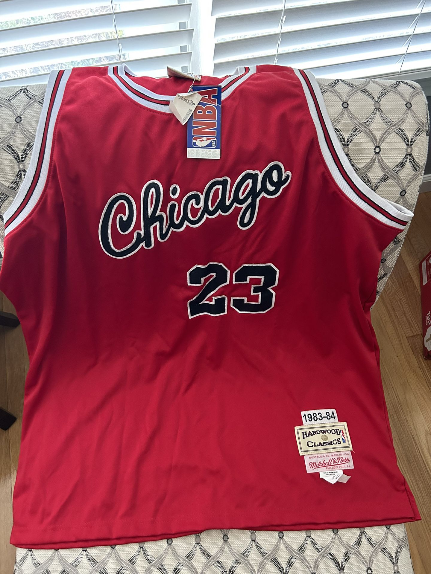 Mitchell & Ness Chicago Bulls Jordan Jersey 1983-84 Hardwood Classics  Made in US