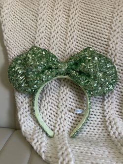 Tokyo Disney Resort Green Sequin Minnie Mouse Ears ✨💚🏰