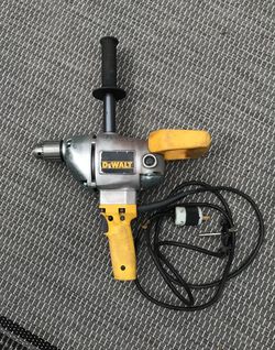 DeWalt 1/2 inch Spade Handle Drill