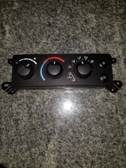 2006-07 Dodge temperature control panel