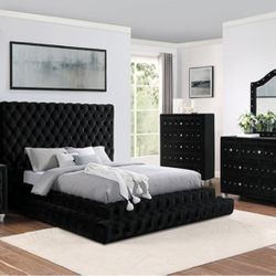 4 PC SET  1 QB+ 1 DR + 1 MR + 1 NS +  NEW IN BOX (MATTRESS AND CHEST SOLD SEPARATELY)