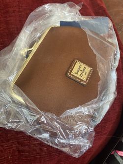 Dooney & Bourke Wallet 