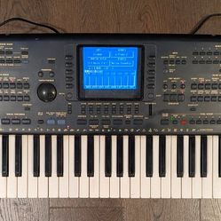 Technics SX-KN2000 61-Key Vintage Arranger Workstation Keyboard