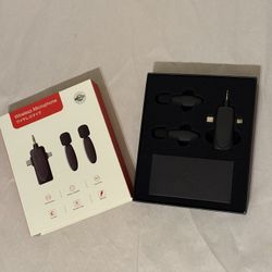 Wireless Lavalier Microphone Set New in Box