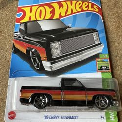 Hotwheels 83 Chevy Silverado