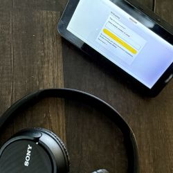 Alexa ( And Sony Headphones) READ DESCRIPTION 