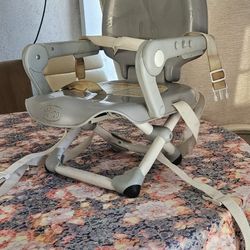 Baby Eating Seat/Silla Para Comer