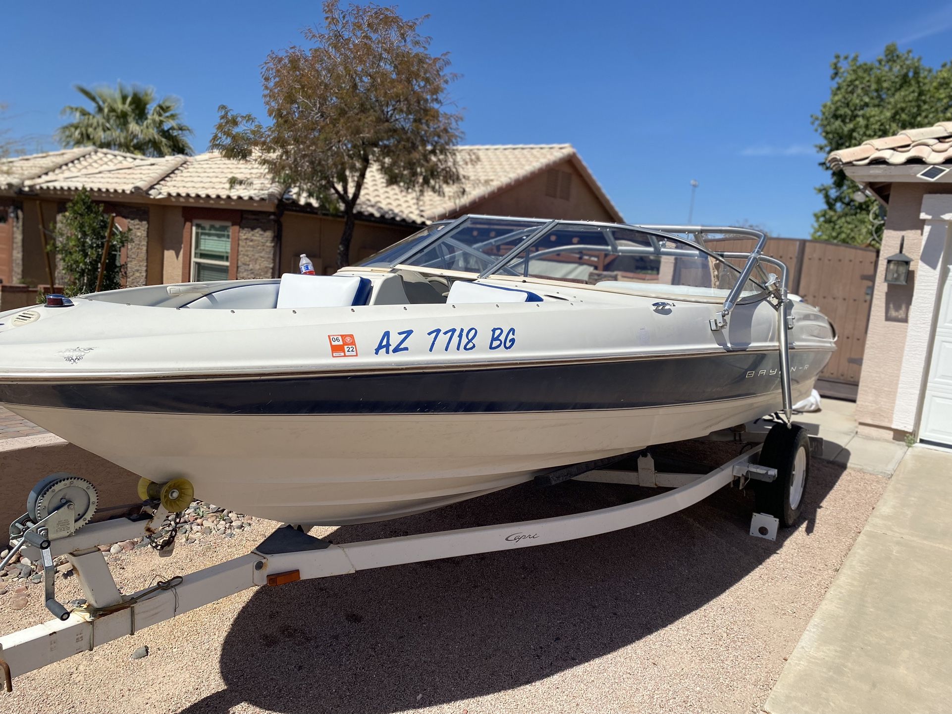 1999 Bayliner Capri 2050 Series Run About 21ft With Trailer for Sale in