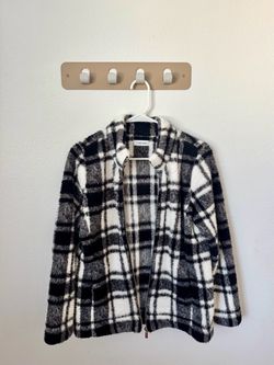 Women’s Calvin Klein Plaid Sherpa Jacket Size Small