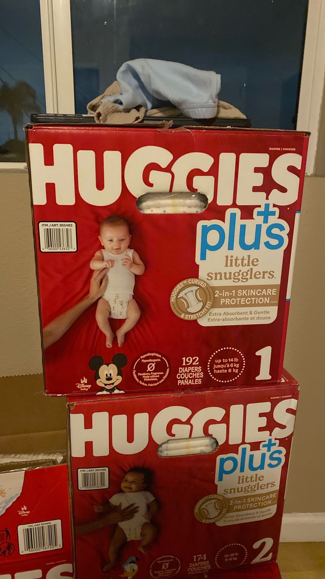 Huggies Plus Size 1 Diapers (192 Count) – Unboxed but Brand New!