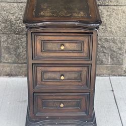 3 drawer accent cabinet