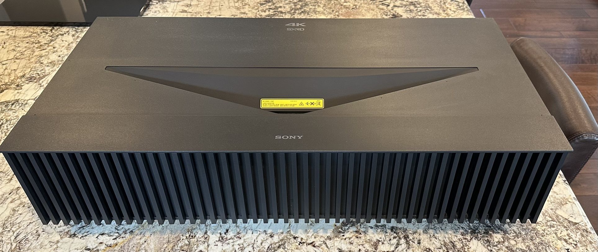 Sony VPL-VZ1000ES
