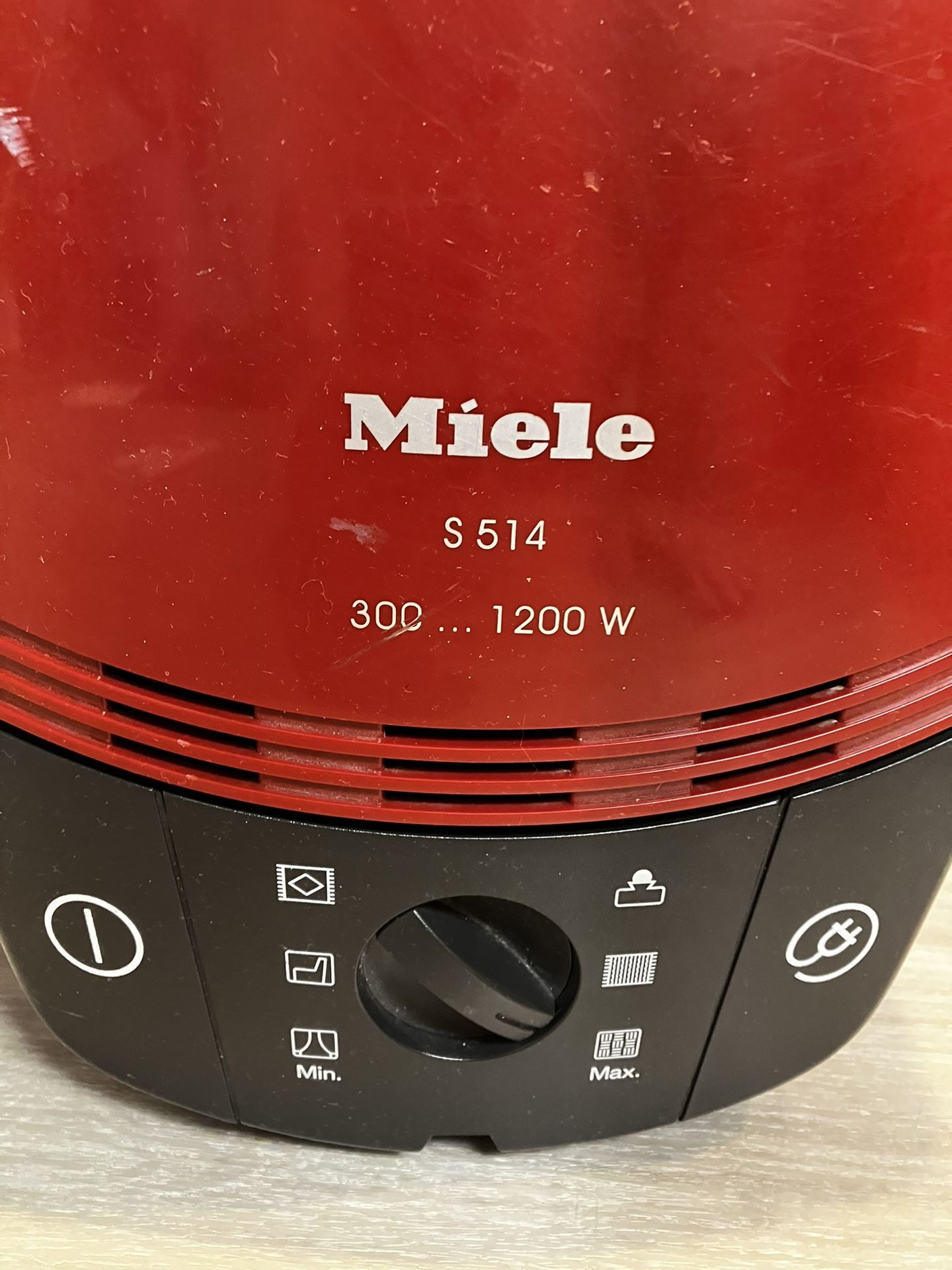Miele S514 With Electric Powerhead