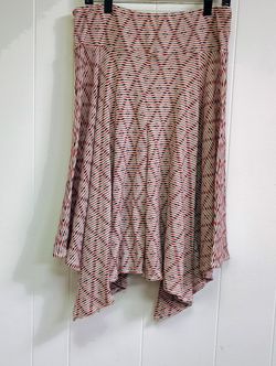 L Red White & Blue Coulottes Capris Earthbound Trading Co Flare Leg Knit Pants


Fun discontinued model pants. The thin knit constructor with breathab