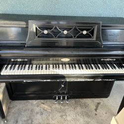 Free Wurlitzer Piano