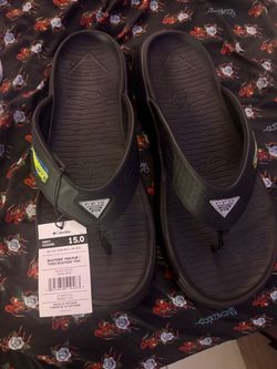 NWT - Columbia Mens PFG Sandals - Size 15