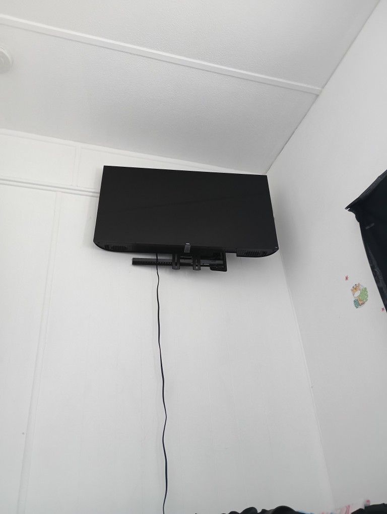 32 Inch TCL Smart Tv