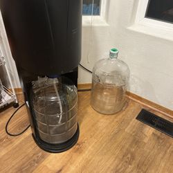 Bottom Loading water Dispenser + (2) 5gal Glass Bottles