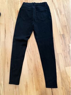 Juniors black skinny jeans