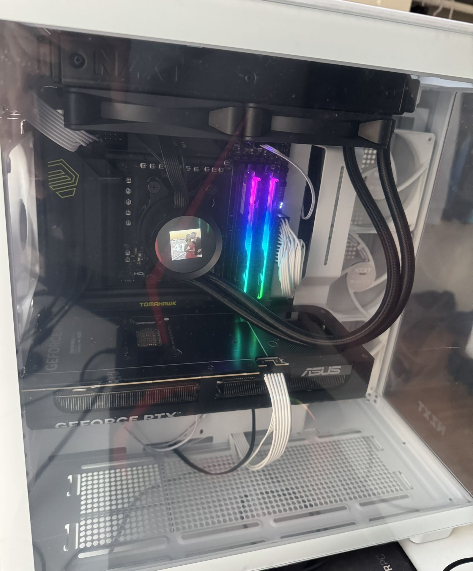 HIGH END GAMING PC! 5070 TI + 9800x3D