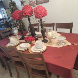Dinning Table 