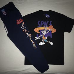 MENS SPACE JAM TEE & JOGGERS. (make a offer)