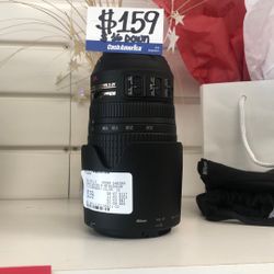 Nikon 70-300mm Zoom Lens