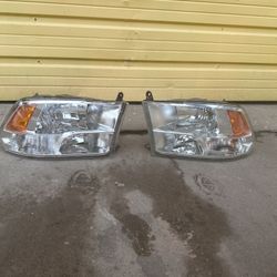 2018 Ram 1500 Headlight 