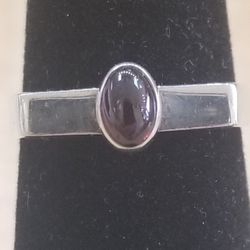 Ring Sterling Silver And Garnet 
