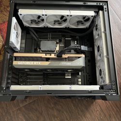 Gaming PC-Workstation Xeon W7-3465X 2TB M.2 256GB Ram DDR5 RTX 5090 32GB READ DESCRIPTION PICK UP ONLY NO TRADE 👉FIRM ON PRICE👈 ONLY CASH 💵 💲6000