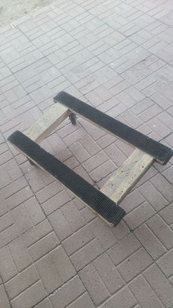 4 WHEELER MOVING DOLLY WITH COLSEN  3 1/2" CASTERS