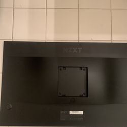 NZXT CANVAS 27Q Gaming Monitor 