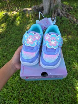 S sport by skechers lights style leah color purple girls size 8