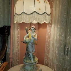 Authentic Capodimonte Lamp