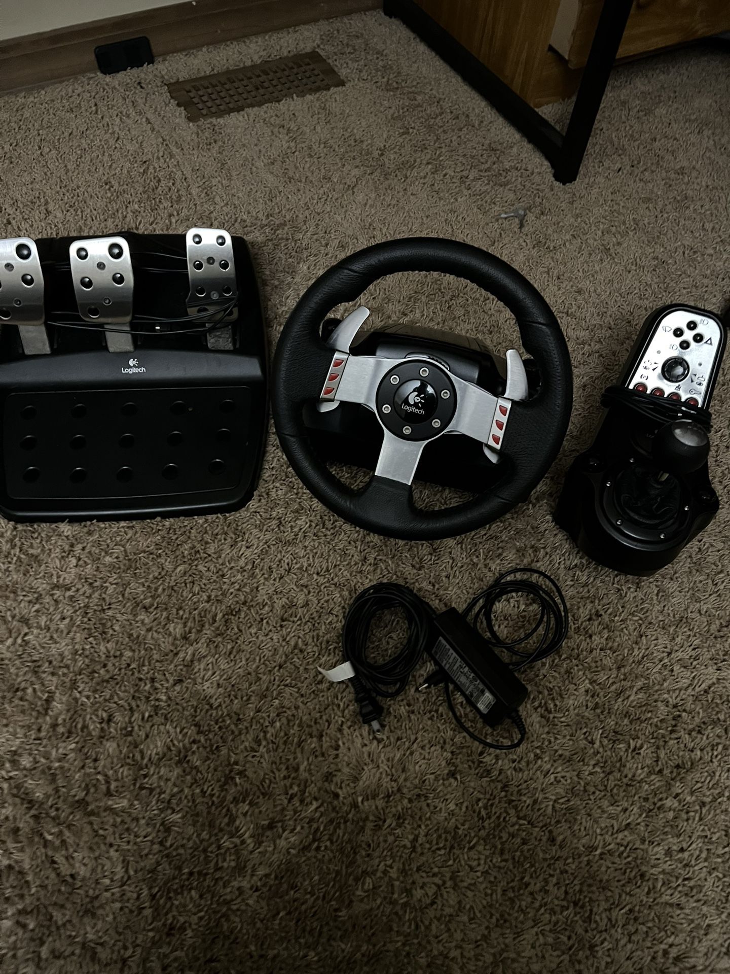 Logitech G27 Racing Wheel