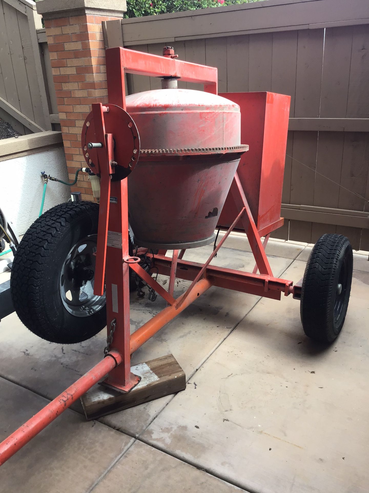 Canoga 1/2 sack concrete cement mixer