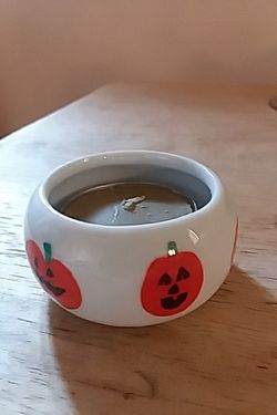 Halloween candle holder