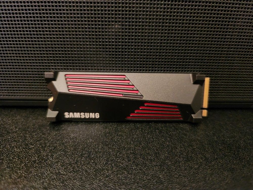 Samsung 990 Pro 4TB Gen4 M.2 SSD Drive