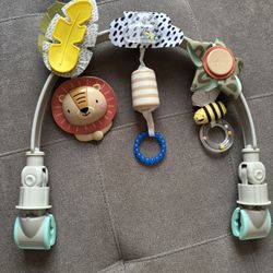 Taft Toys Clip on Arch Toy