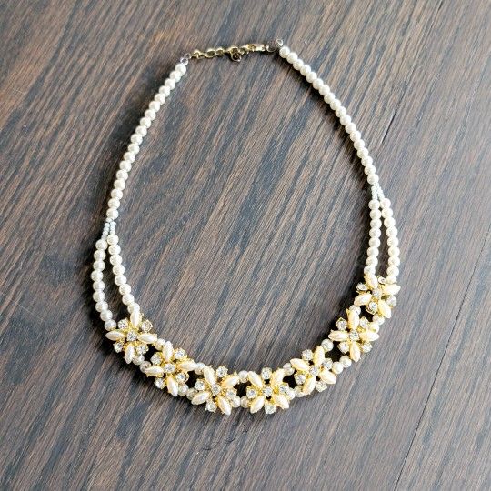 Women's Floral Pearl Choker Necklace, White/Gold