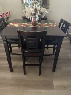 High Top Table And Chairs