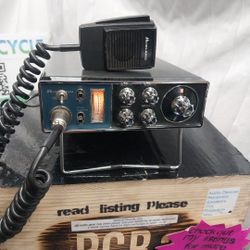 Vintage Midland Solid State Model: 13-896