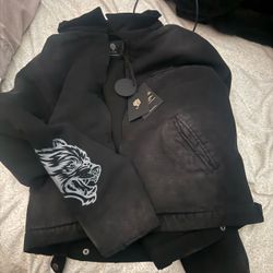 Womens cropped Black Jacket with Wolf Embroidery