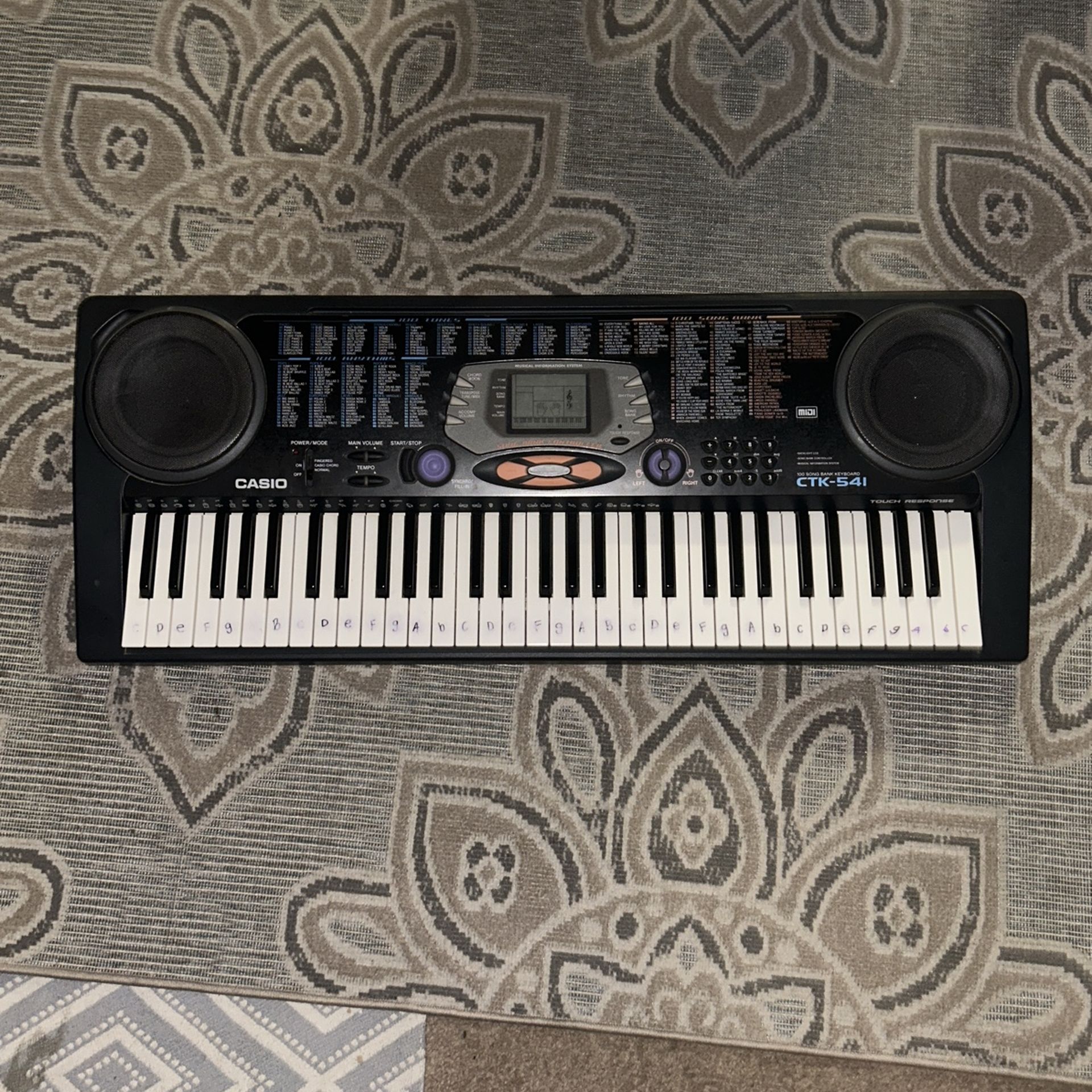 Piano Keyboard/ Batteries Included