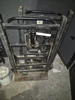 Hydraulic Lift Material Mover