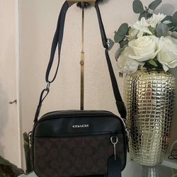 Coach Black With Brown Purse 👜 