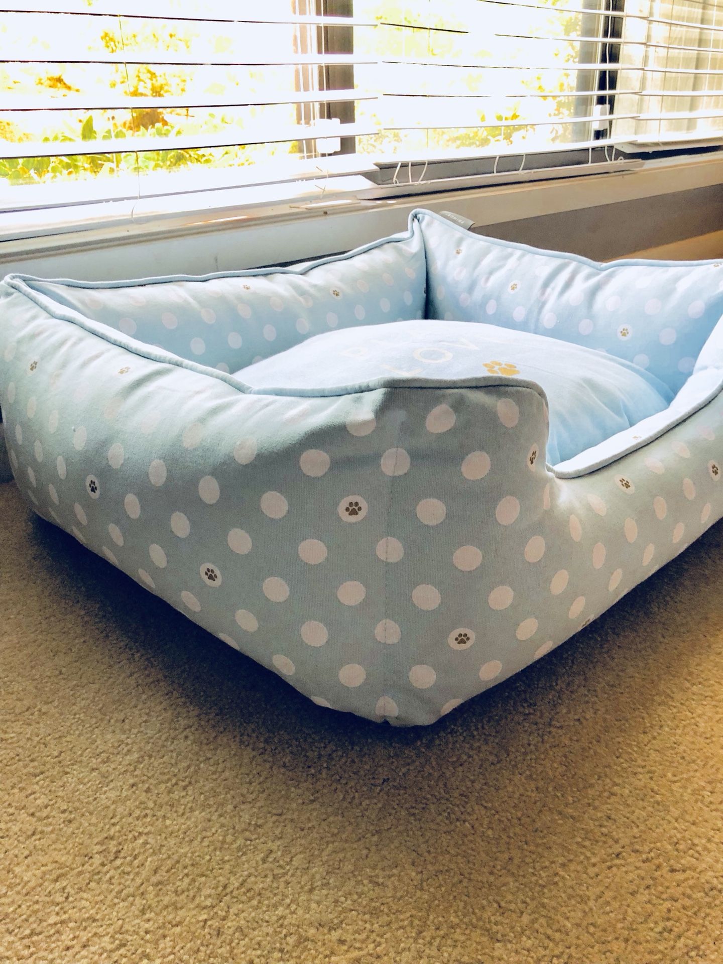 FRINGE STUDIOS ORTHOPEDIC CUDDLER PET BED W/Memory Foam Insert 25” X 21