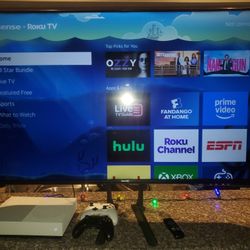 Xbox One Digital Console & 55 Inch Hisense TV 