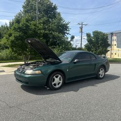 2003 Ford Mustang
