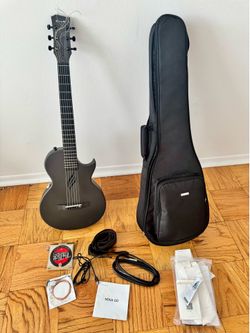 Enya NOVA GO SP1 Carbon Fiber Travel Guitar - 35"